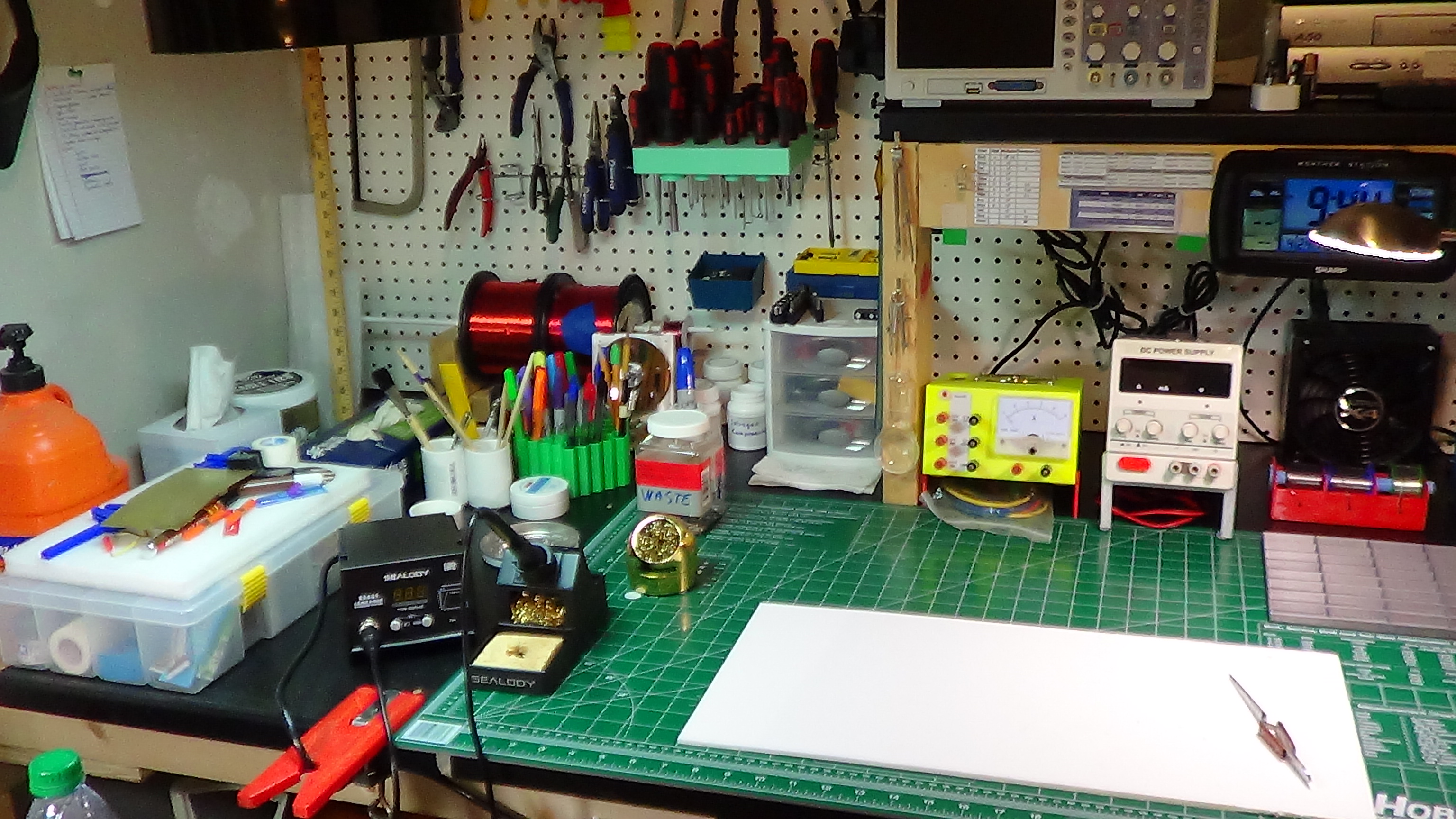 Home Electronics Lab Equipment